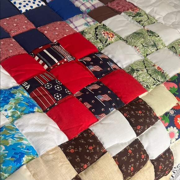 HANDMADE Patchwork Quilt with Multicolor Design puffy Colorful - Picture 7 of 10